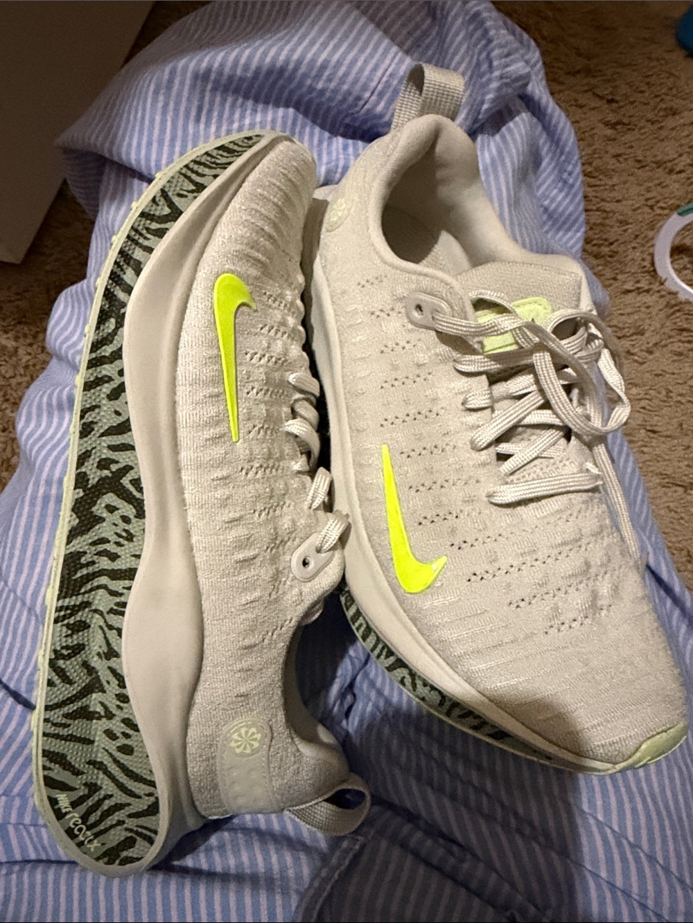 Nike Women's Athletic Shoes - Light Gray with Neon Yellow Swoosh